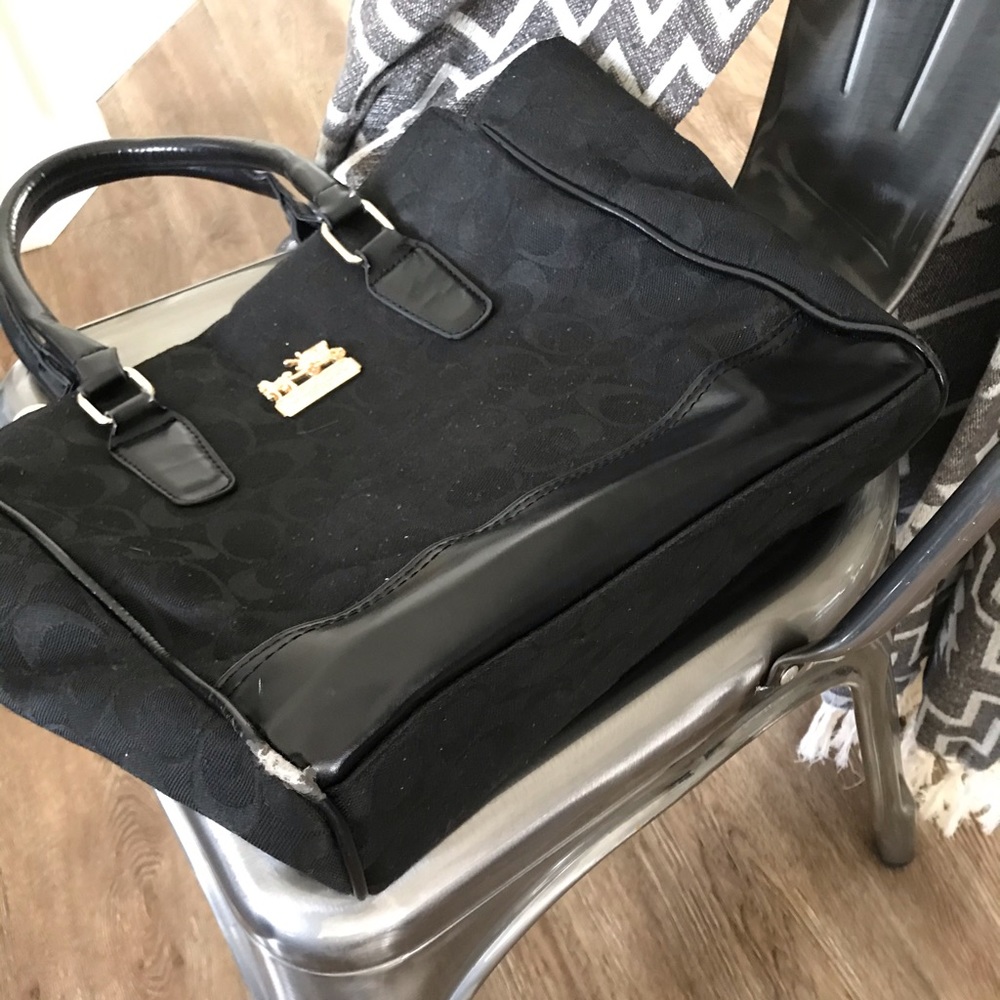 Coach Handbag - Picture 4 of 8